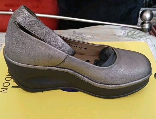 Sandalias de cuña FLY LONDON metálicas plateadas BORGOGNA de cuero con plataforma Reino Unido 5 - Imagen 8 de 22