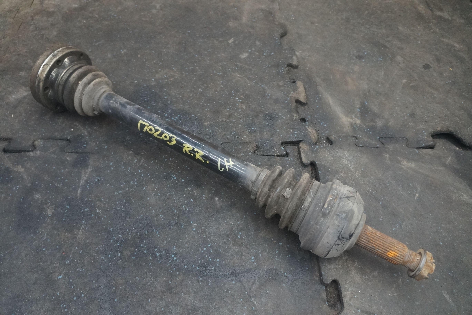 Rear Left CV Axle Shaft 4G43-43402-AB OEM Aston Martin DB9 2007