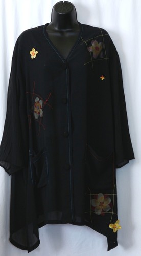 STALEY GRETZINGER Black Semi-Sheer Print Top 53 In Chst 33 In Lng Sz OS EXC