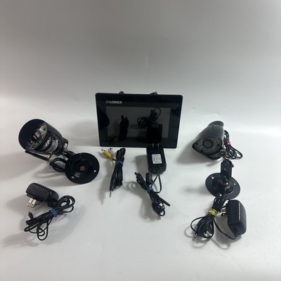 Lorex LW2712 SD7 Wireless Security Camera System w/ 7  Monitor + 2 Cameras