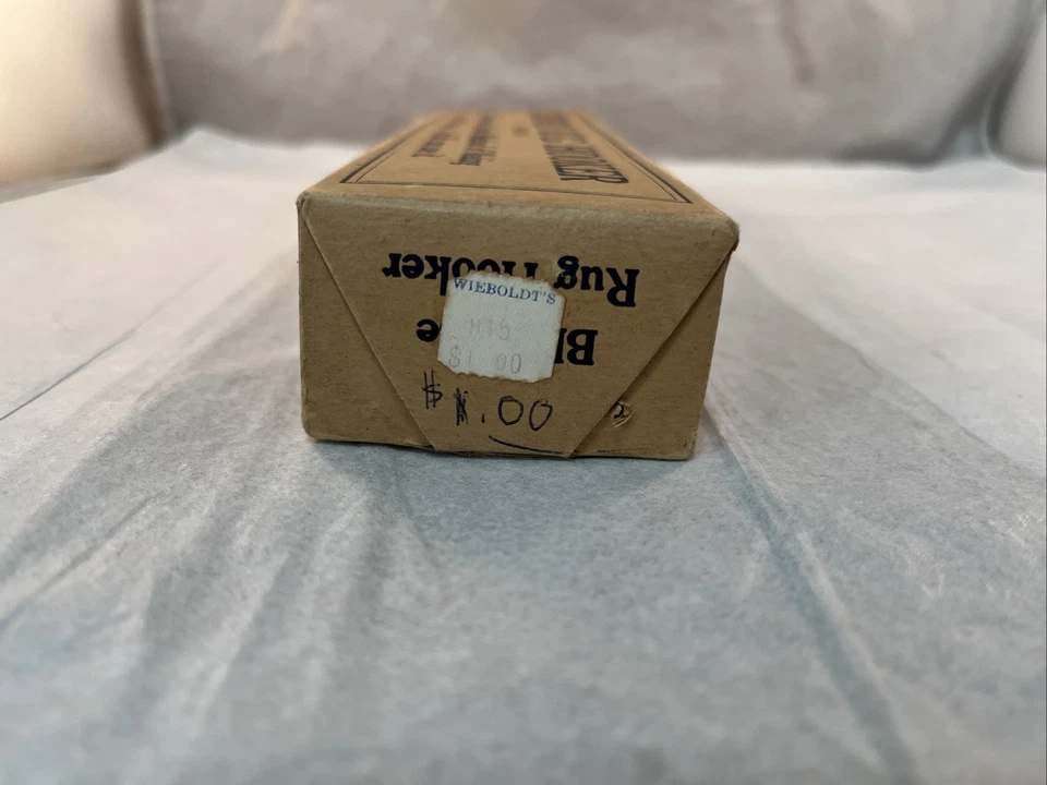 Vintage Bluenose Rug Hooker Tool For Hooked Yarn Rugs IOB - Image 2 of 4