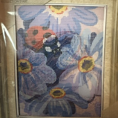 Collection D Art Printed needlepoint tapestry kit With Floss  20x25 Cm