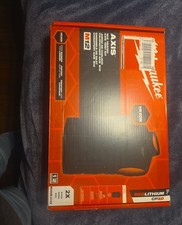 Milwaukee AXIS Heated Vest Kit M12 2X Black with Battery and Charger