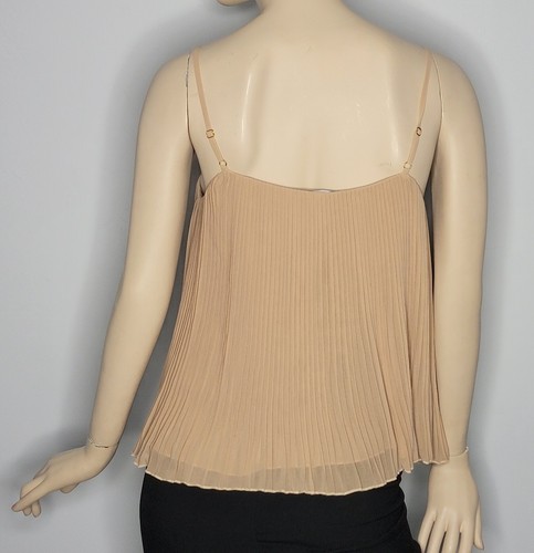 bebe Teddy Borderline All Over Accordion Pleated Cami Top Size L - Picture 7 of 8