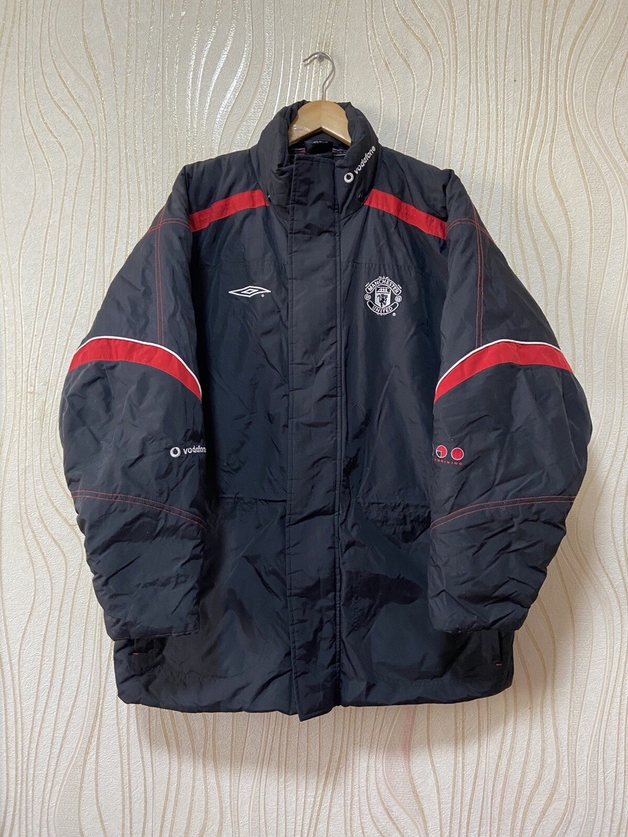 MANCHESTER UNITED 2000 2002 FOOTBALL SOCCER COAT JACKET MANCHESTER UNITED 2000 2002 FOOTBALL SOCCER COAT JACKET