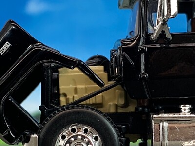 1/64 DCP BLACK FORD LN 9000 DAY CAB | eBay