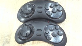 AtGames Sega Mega Drive Classic Console w/ 2 Controllers & Cables (Tested)