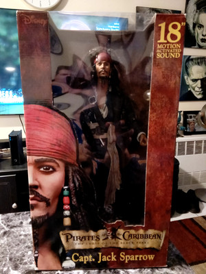 CAPT. JACK SPARROW PIRATES OF THE CARIBBEAN NEW NECA 18 INCHES REEL TOYS