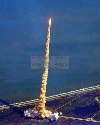 SPACE SHUTTLE COLUMBIA LAUNCH AERIAL VIEW 1992 8X10 PHOTO