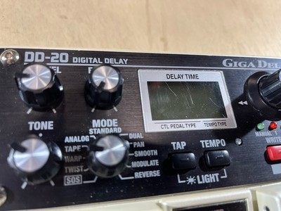 BOSS DD-20 Giga Delay Digital Delay Guitar Pedal Tap Tempo Multi