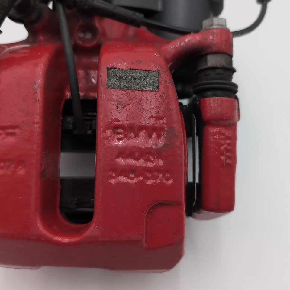 2019 - 2025 BMW X3M X4M X5 X6  REAR RIGHT BRAKE CALIPER W/ MOTOR RED M-SPORT - Image 4 of 4