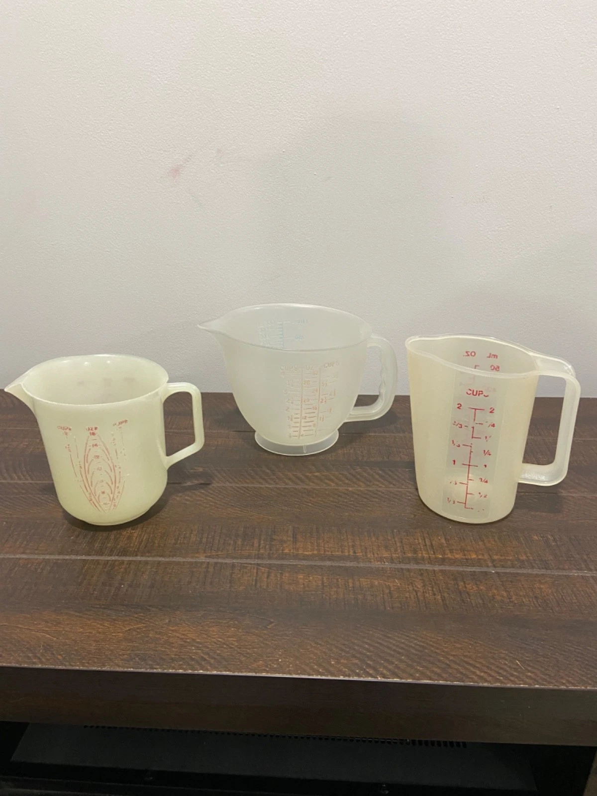 Vintage Tupperware Lot of 3 Measuring Cups 1-4 Cup and 2-2 Cup GUC!!!
Opens in a new window or tab