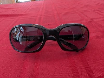 Ray-Ban Women’s Black Oversized Sunglasses with Red Case s-l400.jpg main image 3