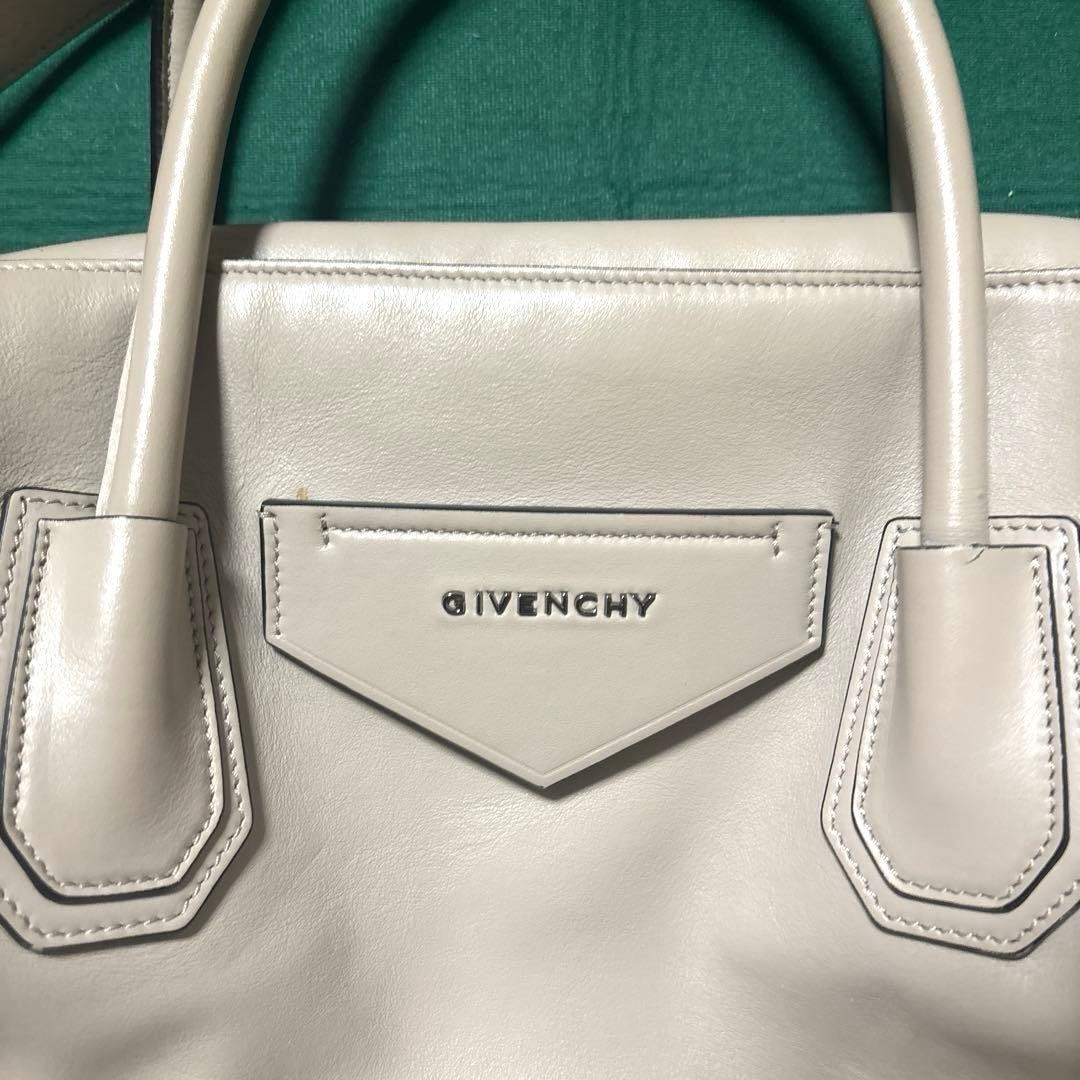 Givenchy Antigona Authentic Soft Medium Beige Leather Shoulder Bag Handbag Tote — image 7