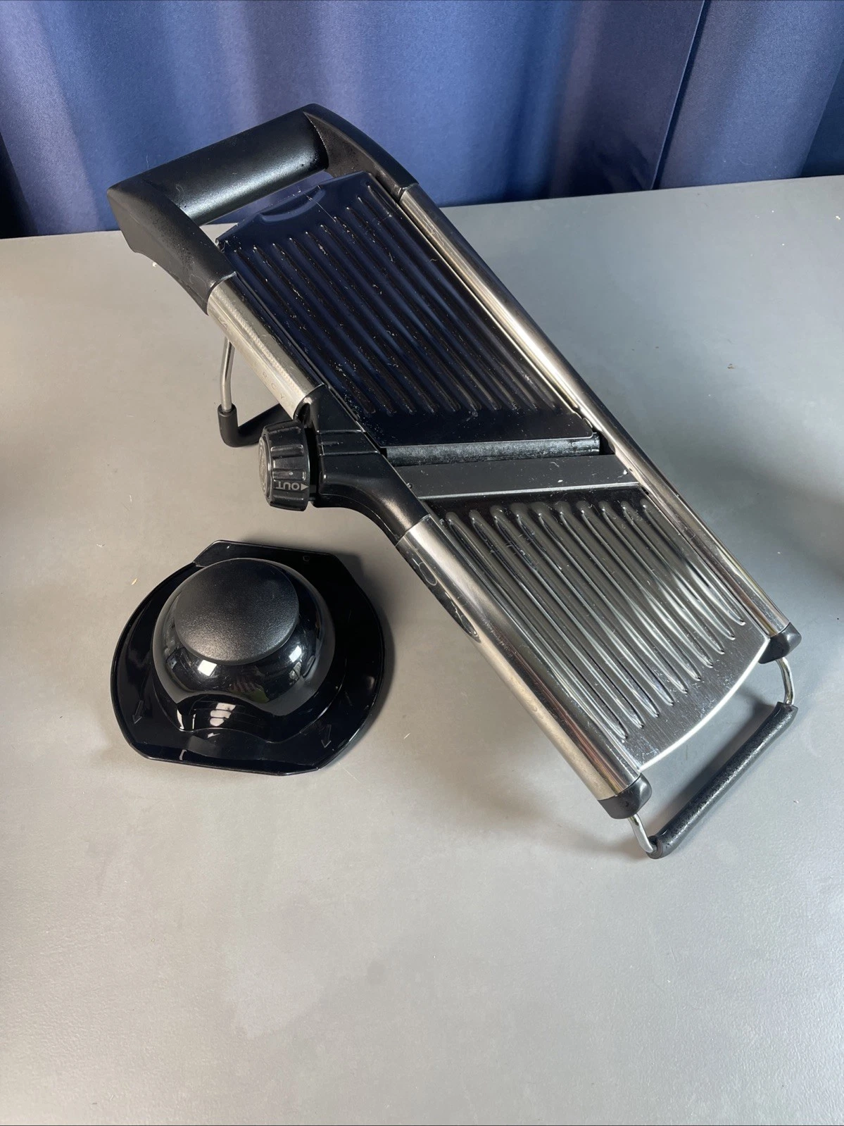 Gramercy Kitchen Co Adjustable Mandoline Dial Slicer - Stainless Steel w/ Box
Opens in a new window