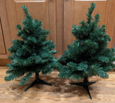 Vickerman 7 Silver Matte Glitter Pinecone Christmas Ornament, 4 per
