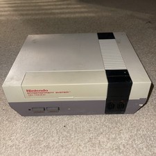Nintendo NES Console