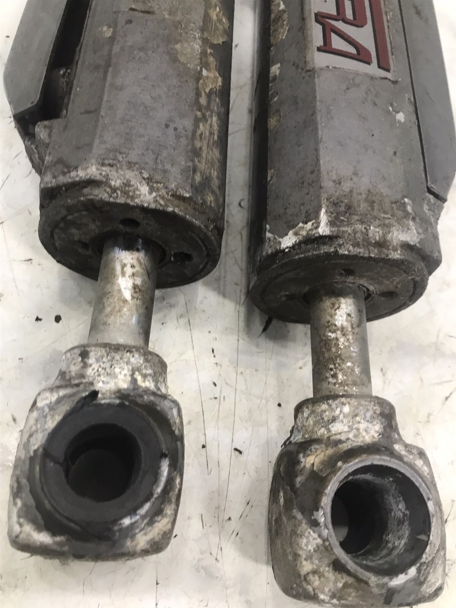 Volvo Penta SX Cobra out drive outdrive trim tilt lift hydraulic