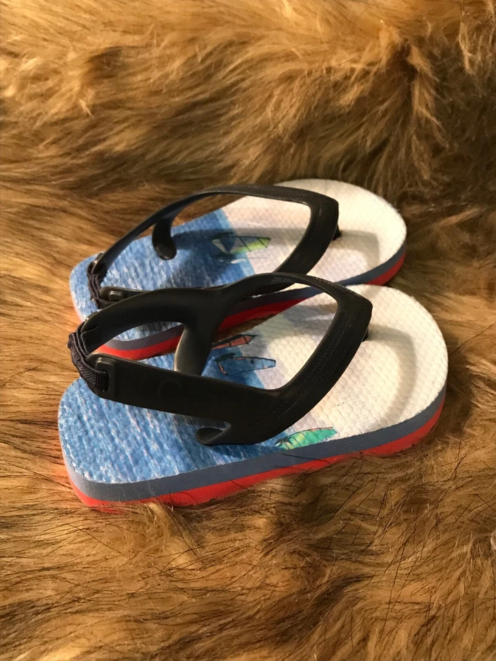 Baby Gap Sailboat Flip Flops Size 6 - Image 2 of 4