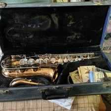 Vito Alto Saxophone Japan w/ Hard Case And Reeds Accessories Cleaning Kit