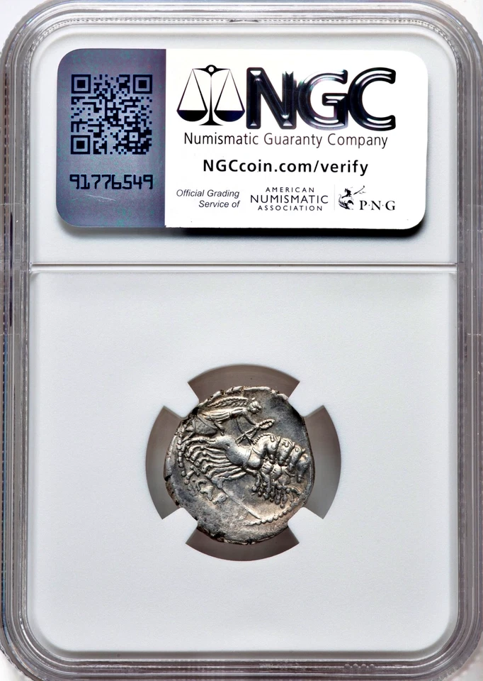 46 aC Tito Carisio con cuadriga Rev. Antiguo Denario Romano de Plata Roma NGC XF Foto 4 de 4