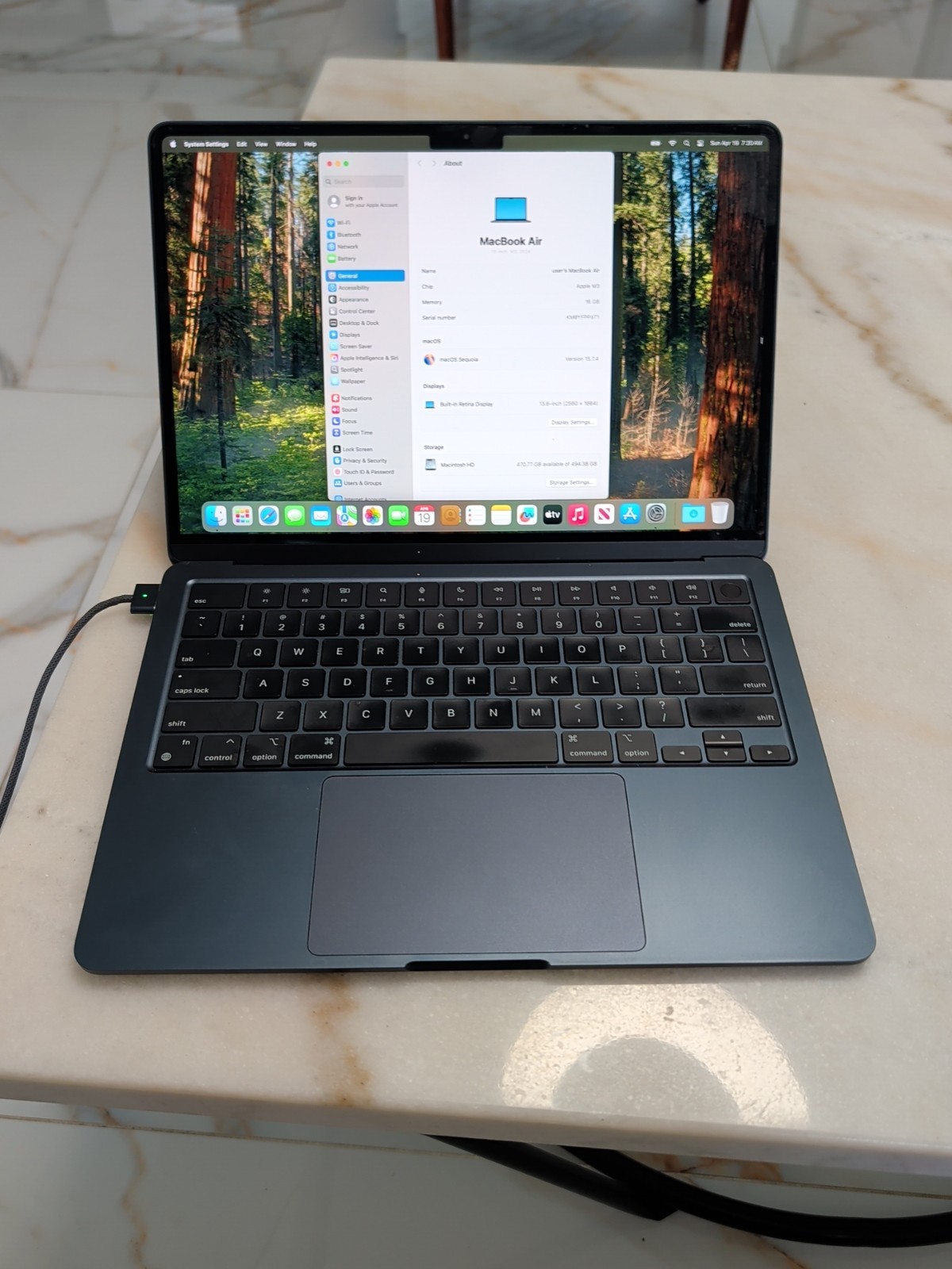 Apple MacBook Air 13  Space Gray/Apple M3 4.05 GHz, 512 GB 16Gb Ram