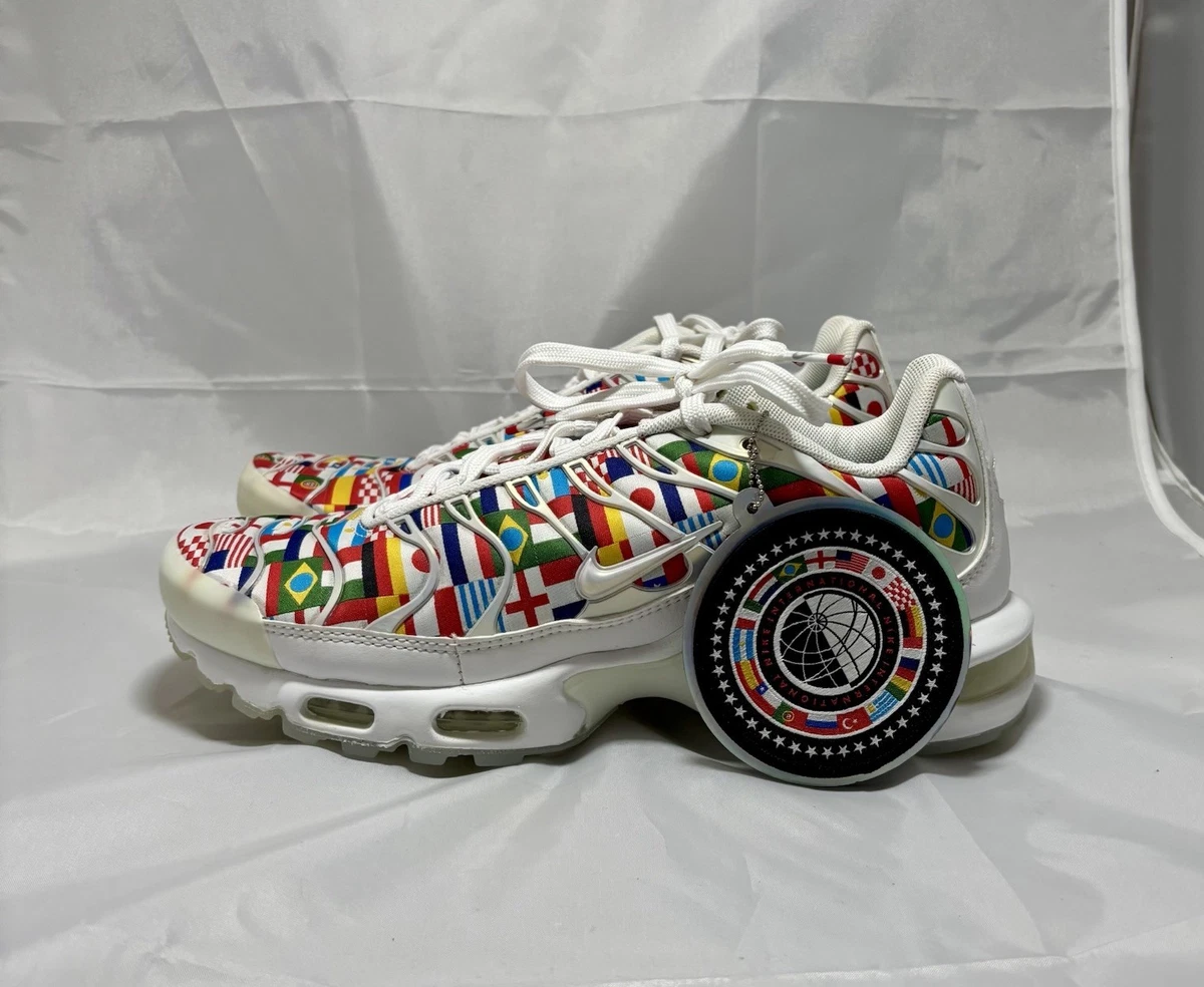 Nike Air Max Plus International Flag for Sale | Authenticity  display picture 3