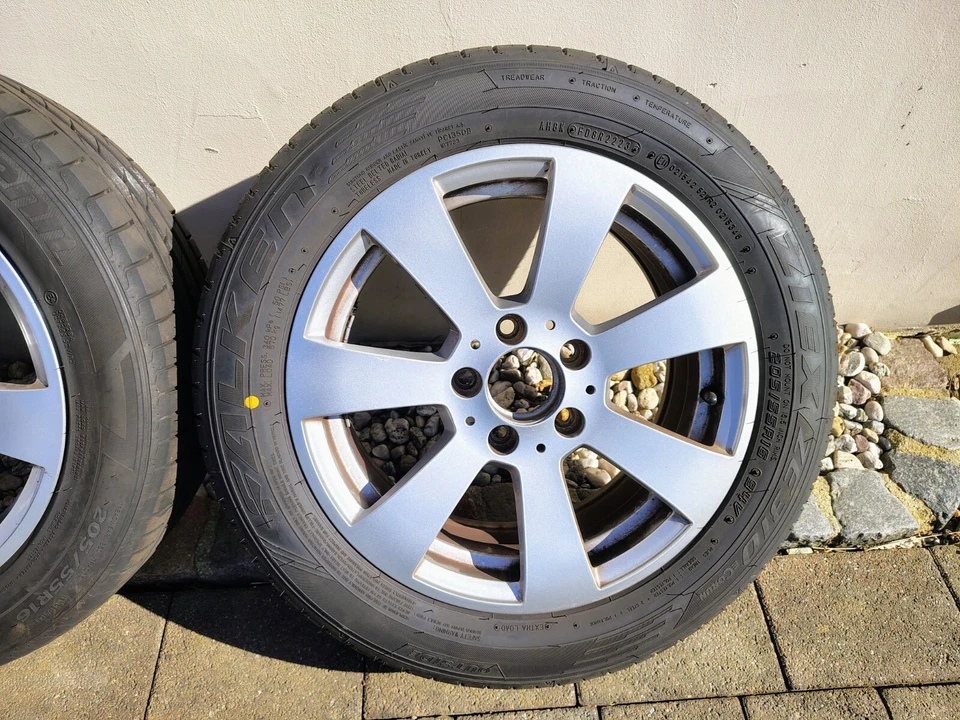 Sommerreifen Mercedes Benz auf Alus 205/ 55 R16 gebraucht - Bild 3 von 4