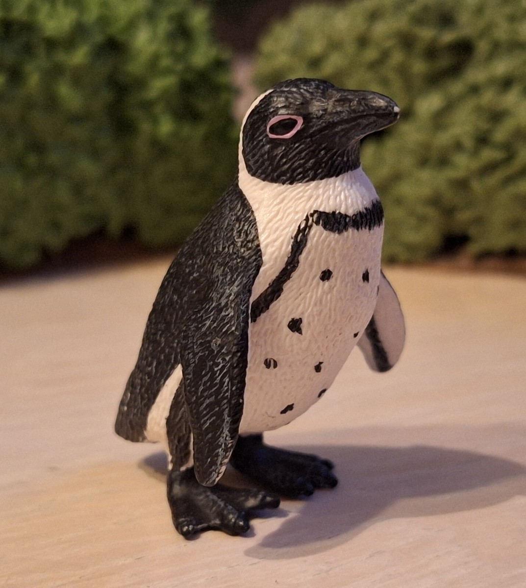 SCHLEICH 14705 - Brillenpinguin, Detailgetreue Spielzeugfigur Für Sammler Und Kinder