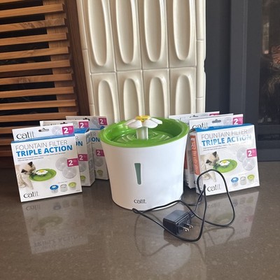 Catit Flower Fountain + 11 Triple Action Filters, Cat Water Fountain