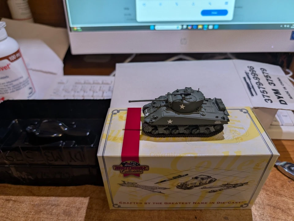 1/72 Matchbox Collectibles Dinky Models of Yesteryear Sherman Tank M4A3 76MM - Image 3 of 4