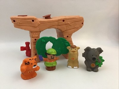 Fisher Price Little People A To Z Learning Alphabet Replace Rock Cave w Figures