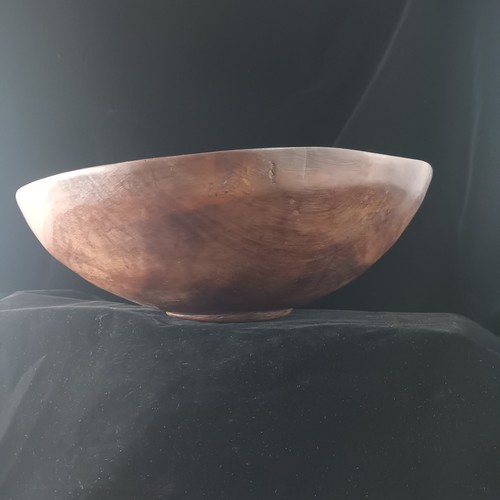 Primitive Hand Crafted wooden Bowl Made In Tanzania 30cm FREE P&P - Picture 6 of 6