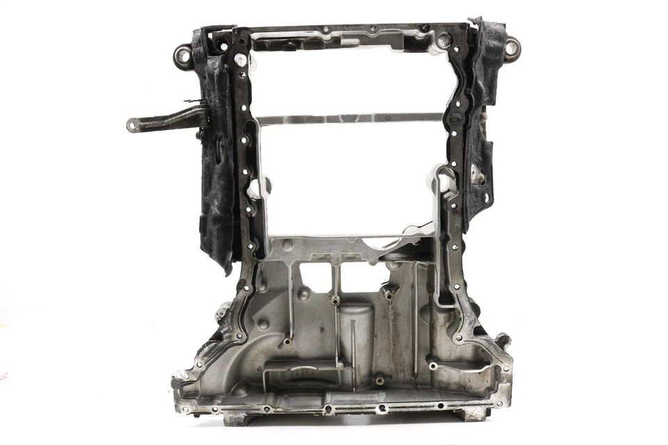 2004-2008 VW TOUAREG - Upper Engine OIL PAN / SUMP 07Z103601AM - Image 3 of 4