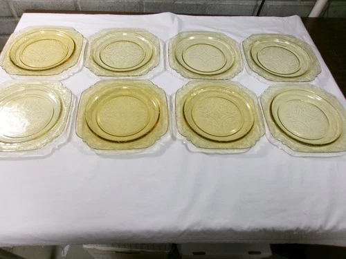 Set of 8 Federal Amber Depression Glass Madrid Luncheon or Dinner Plates 9" Wide