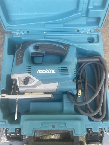 Makita JV0600K Variable Speed Orbital Top Handle Jig Saw w/ Case (E10048575)