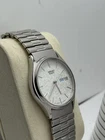 Seiko 7N43-8A89 Rare Vintage Men Watch Frosted White Dial Day Date