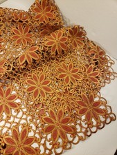 Christmas Vintage Embroidered Lace Table Runner 1 Table Mat Dresser Scarf Doily