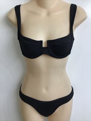 L Space 2 Pc Black Bikini Camellia Underwire Bra Top Bitsy Bottoms Size XS