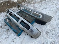 08-10 Front chrome bumper F250 TO F550 - just $100 each 1 LEFT!