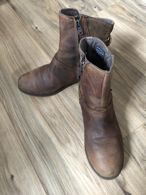 teva de la vina waterproof boot