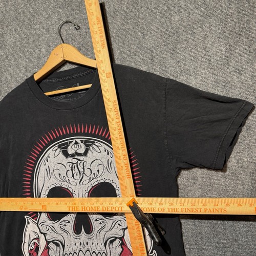 Camiseta para hombre Fatal Clothing calavera tatuaje arte gráficos talla L Y2K negra grunge - Imagen 5 de 6