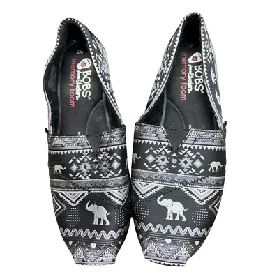 Women's Black/Silver Sz 7 slip on memory foam Bobs from sketchers Elephant Aztec