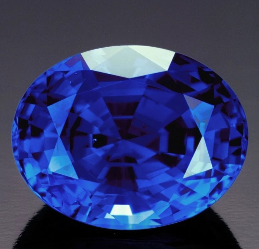 Synthetic sapphire price deals per carat