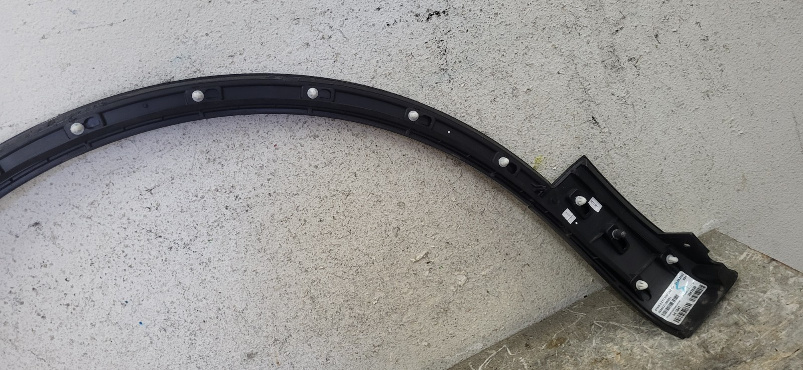 2021-2024 BENTLEY BENTAYGA FENDER FLARE PASSENGER SIDE FRONT USED OEM *DC9109