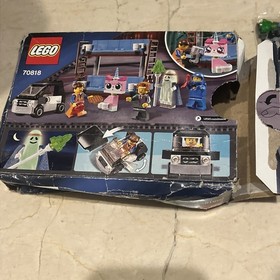 LEGO Movie set 70818 Double Decker Couch with Sealed Bags Manual Open Box