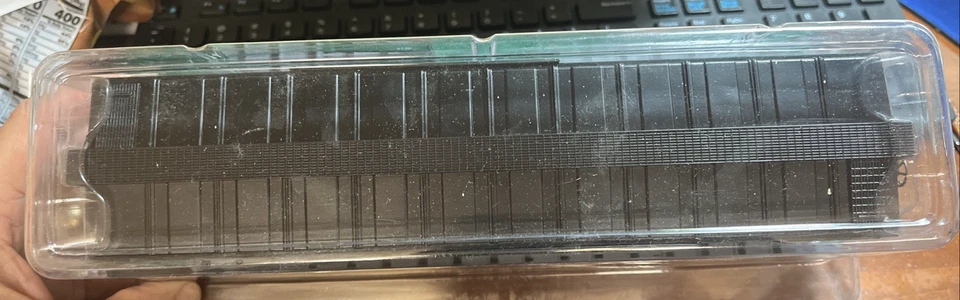 TRAIN FREIGHT CAR O SCALE GAUGE MENARDS NYC Central System BOXCAR - Image 2 of 4