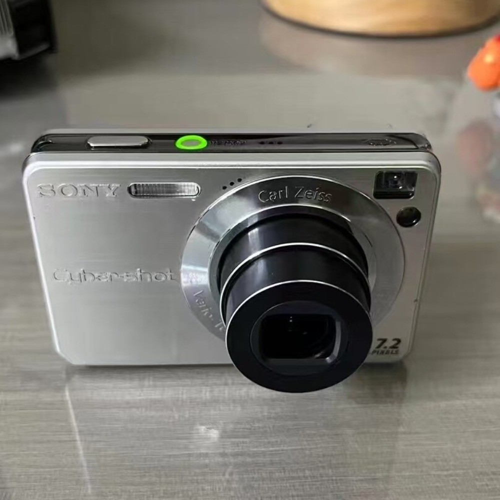 Sony Cybershot DSC-W120 7.2MP CCD Vintage Digital Camera - 100