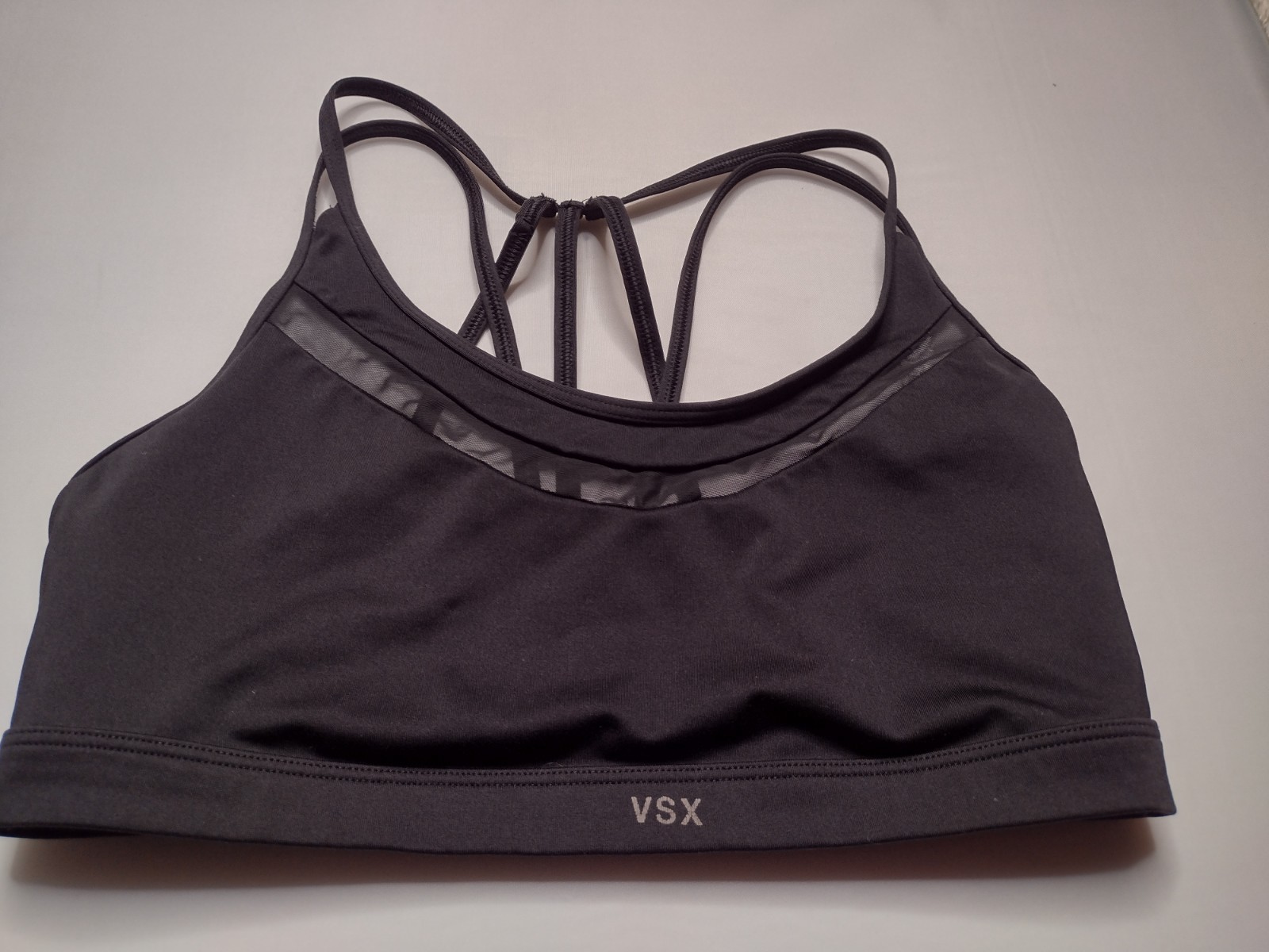 Victoria Secret VSX Strappy Sports Bra Medium Wireless Active Running Yoga Z