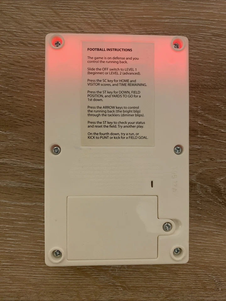 Videojuego electrónico portátil MATTEL Football I de colección probado funcionando Foto 4 de 4